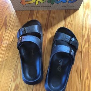 Ladies 6 Black “Malibu I” Birkenstock Birki’s